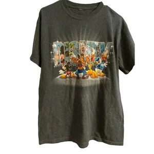 DISNEY NO SIZE BLACK SHIRT WITH THE DISNEY GANG